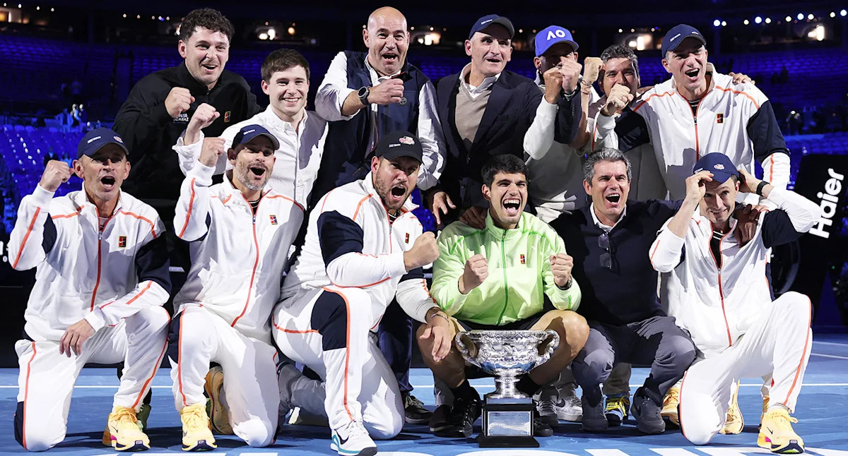 Australian Open 2026: Tennis fans divided over sad detail in photo of Carlos Alcaraz after final