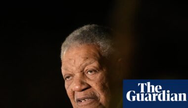 Fulton county leader says he was warned he faced arrest before FBI raid | Georgia