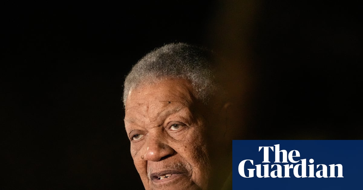 Fulton county leader says he was warned he faced arrest before FBI raid | Georgia