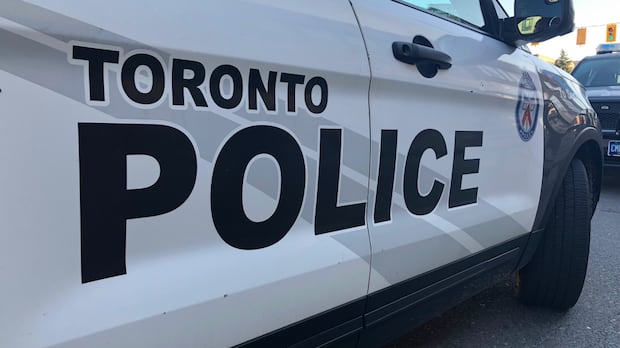 9 Toronto police officers facing charges related to tow-truck violence: sources