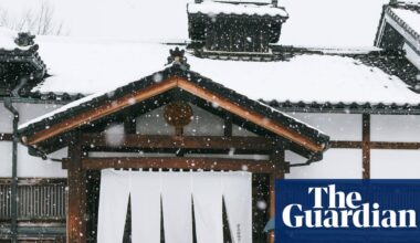 Japan’s record-breaking snowfalls – in pictures - The Guardian