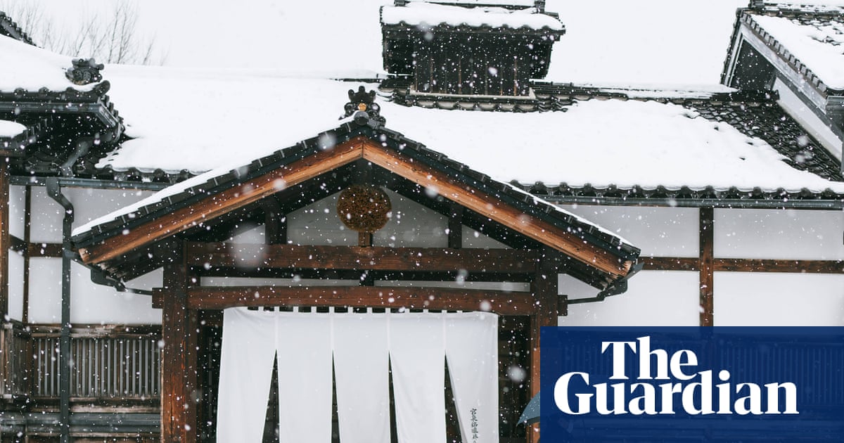 Japan’s record-breaking snowfalls – in pictures - The Guardian