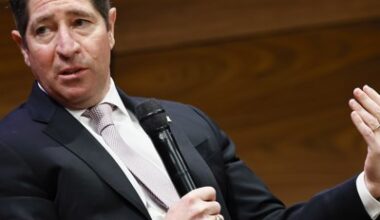 Trump admin moves to finalize return of Schedule F