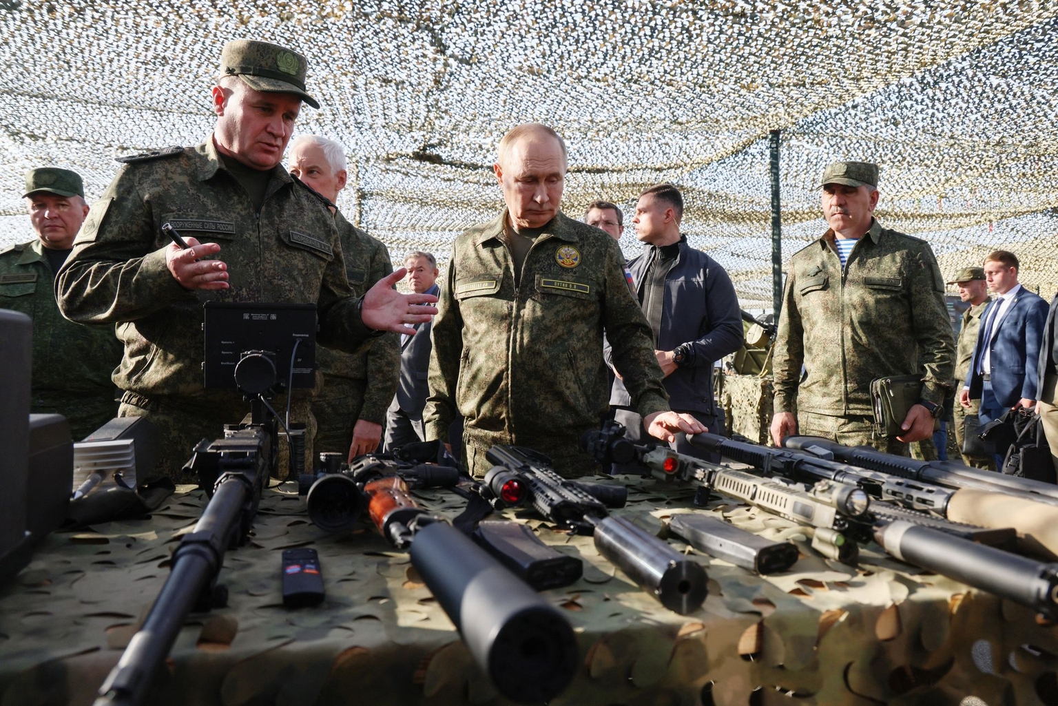 Russia’s President Vladimir Putin tours an exhibition of military equipment while inspecting the Zapad-2025 joint Russian-Belarusian military drills at a training ground in Nizhny Novgorod Oblast, Russia, on Sept. 16, 2025.