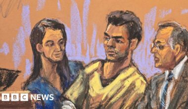 'Same trial twice': Luigi Mangione leaves court protesting after New York trial date is set - BBC