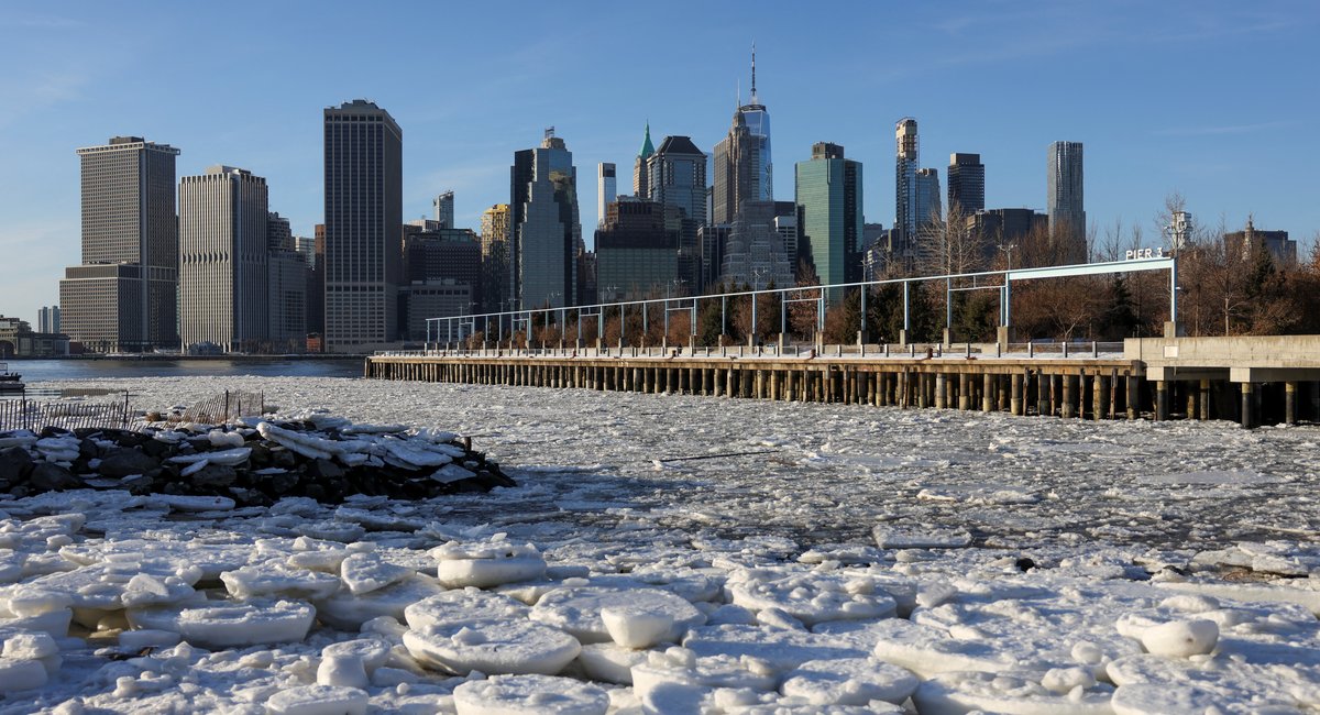Subzero wind chills make for dangerously cold weekend in NYC area, officials warn