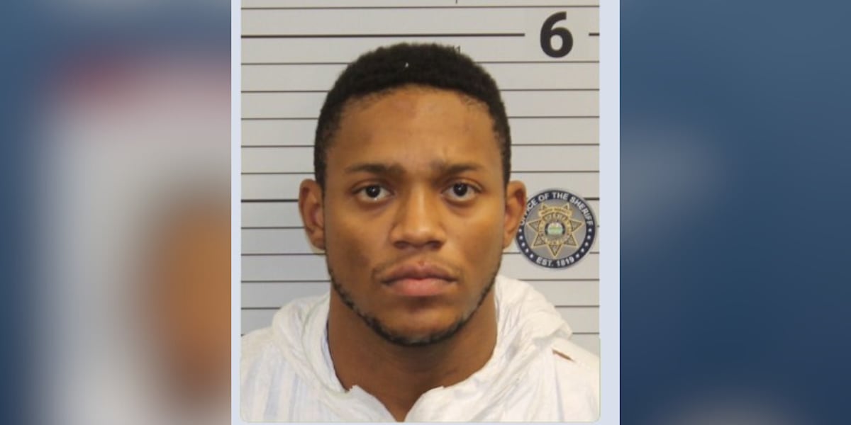 Former NFL player charged with murder after girlfriend found dead in home