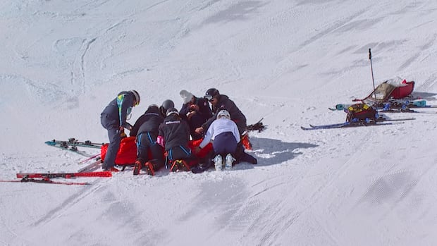 Lindsey Vonn says she'll need multiple surgeries to repair broken leg after Olympic crash