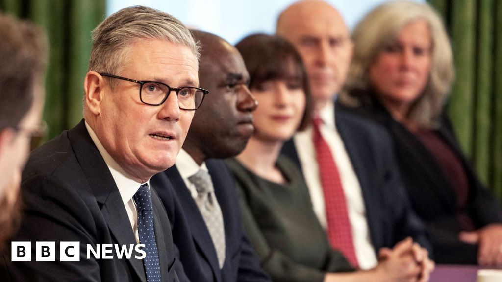 Henry Zeffman: Six key questions about Keir Starmer's future - BBC