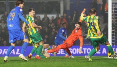 Paik Seung-Ho of Birmingham City suffers an early injury