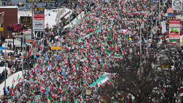 North York demonstrators call on Canadian government to recognize crown prince as leader of Iran
