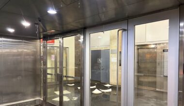 Winnipeg police headquarters closed Saturday night due to flooding in office tower