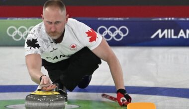 Canada's Jacobs suffers 1st loss in men's; Homan's women's team falls to 1-3