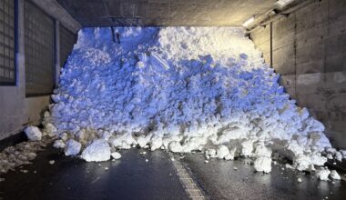 Swiss train derailed by avalanche with multiple casualties feared