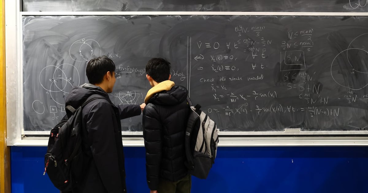 Students disappointed by Ontario's cuts to grants, tuition freeze lift