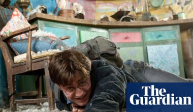 Warner Bros gives Paramount seven days to make ‘best and final’ offer | Warner Bros