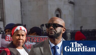 Four Chagossians return to islands in attempt to stop British transfer to Mauritius | Chagos Islands