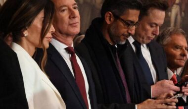 Billionaires Are 'Becoming a Problem for the Economy,' Declares Wall Street Journal Report