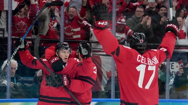 Ontario allows early-morning alcohol sales for gold medal hockey game
