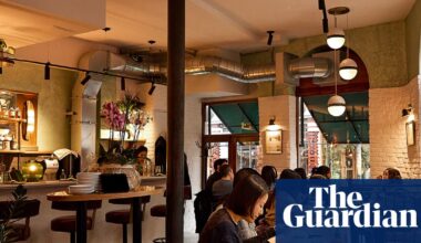 Sông Quê Phở Bar, London E1: ‘The best phở in town’ – restaurant review | Vietnamese food and drink