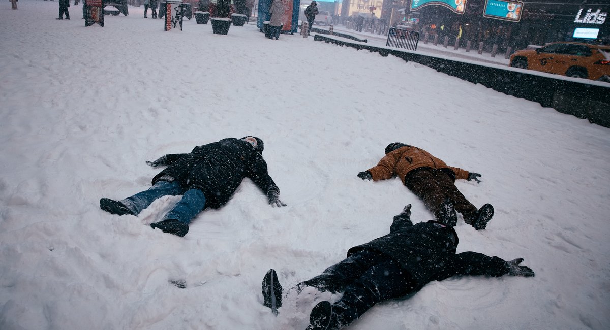 Blizzard threatens NYC and NJ with 20 inches of snow – Mamdani to make schools call Sunday