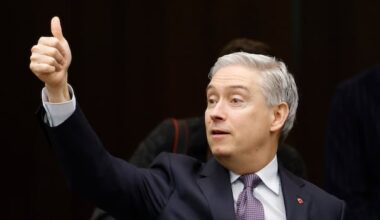 Liberals' omnibus budget bill passes final hurdle in the House of Commons