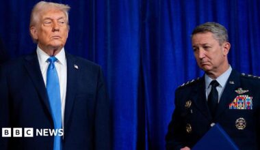 US President Donald Trump and General Dan Caine in January following the operation to capture Nicolas Maduro.