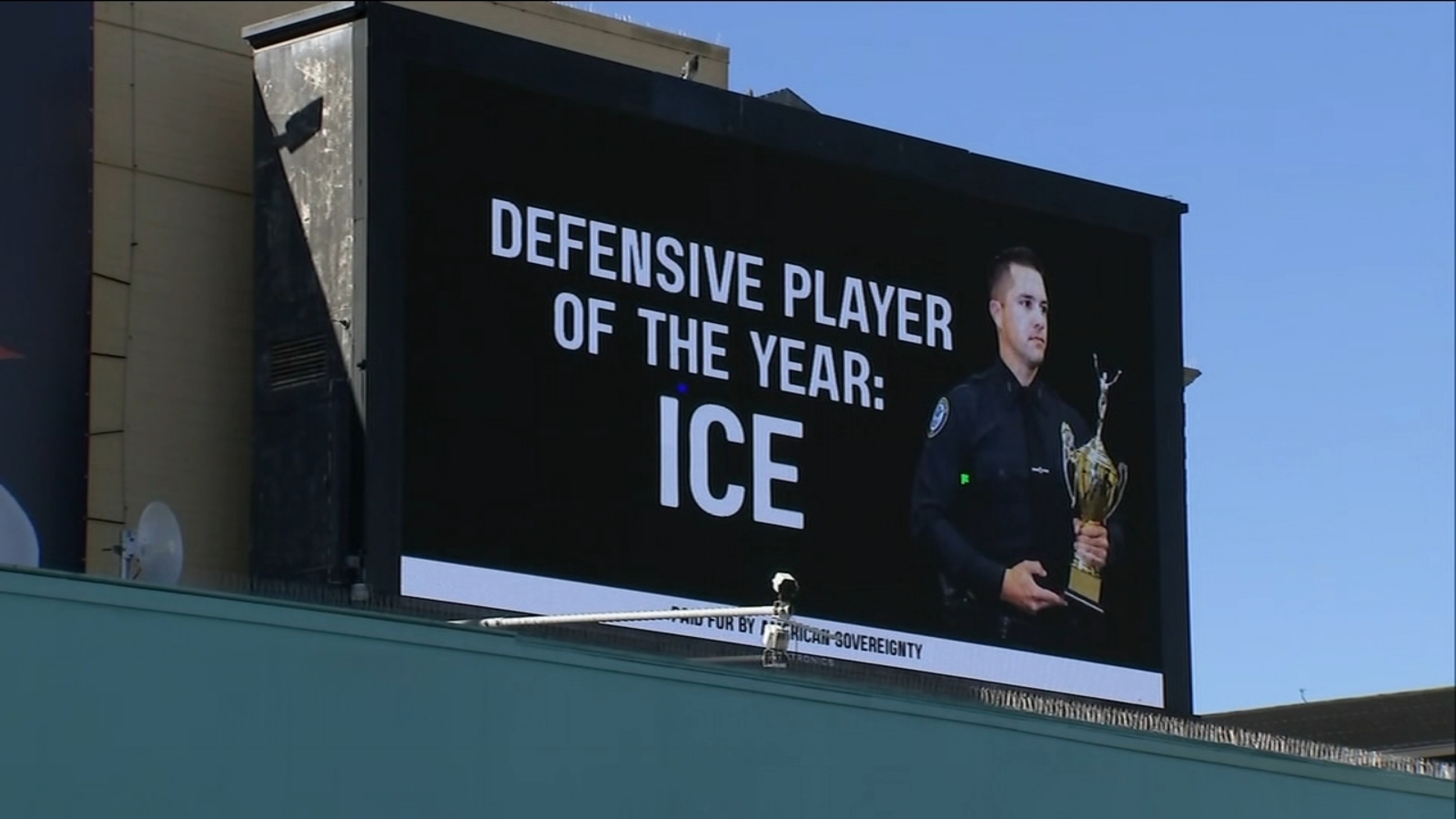 Pro-ICE billboard pops up in San Francisco ahead of Super Bowl