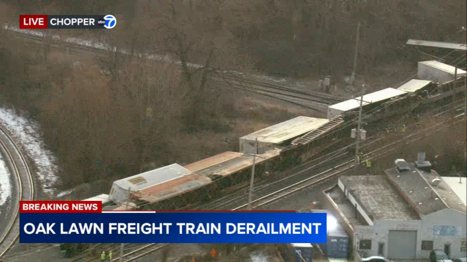 Oak Lawn freight train derailment impacting Metra SWS services, roads near Central Avenue and 108th Street railroad crossing