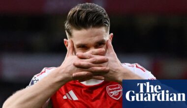 Gyökeres double keeps Arsenal on title track in stroll past sloppy Sunderland | Premier League
