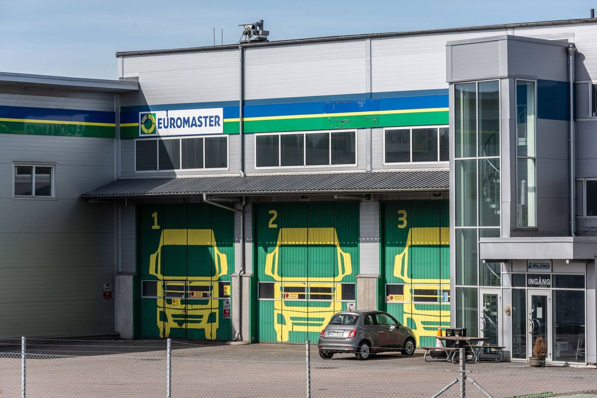 Exterior of a Euromaster facility..