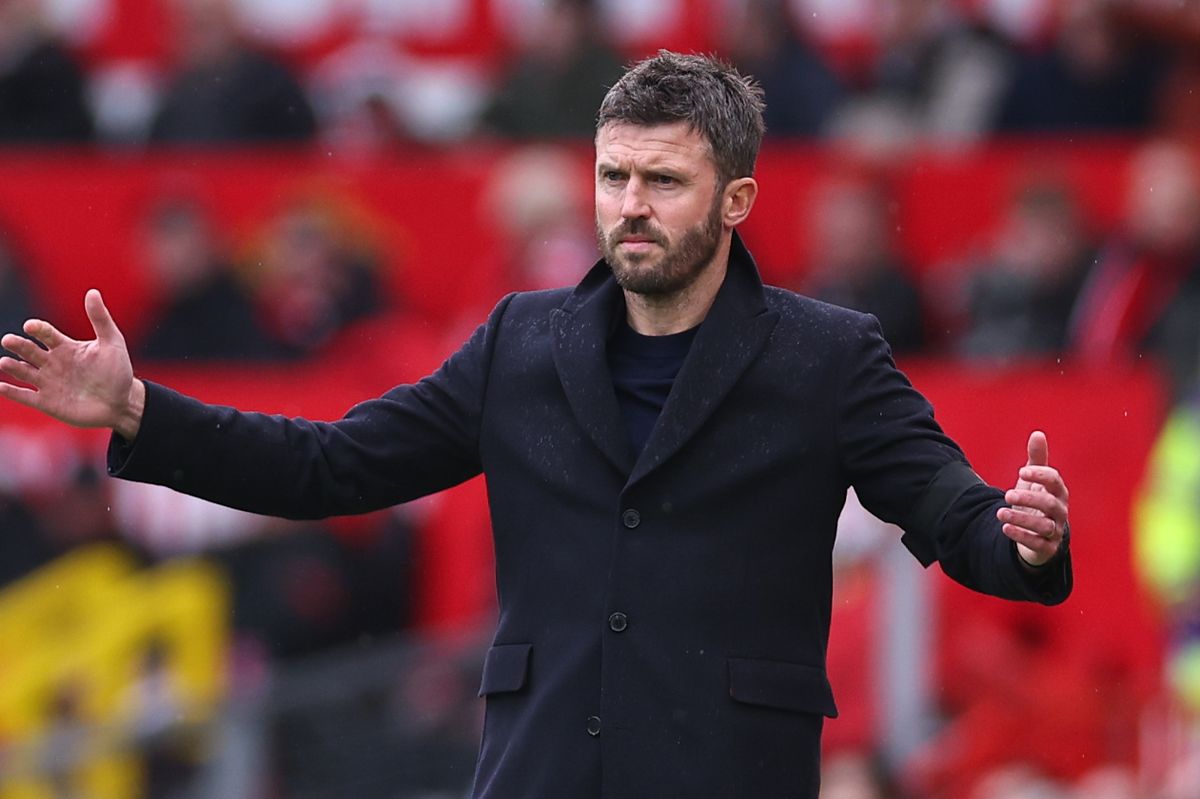 Manchester United head coach / manager Michael Carrick during the Premier League match between Manchester United and Tottenham Hotspur at Old Trafford on February 7, 2026 in Manchester, United Kingdom. 