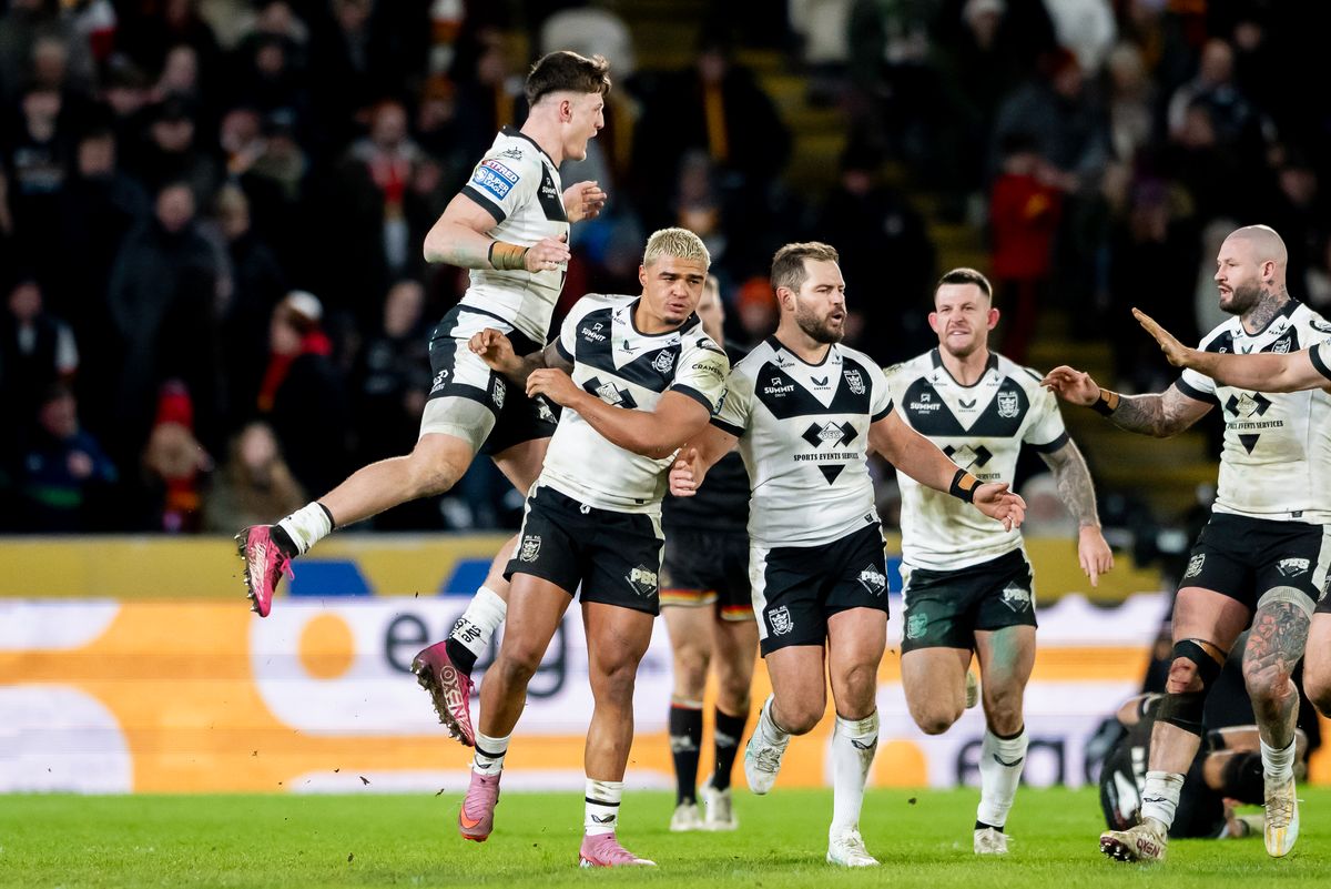 Hull FC's Will Pryce celebrates his decisive drop-goal.