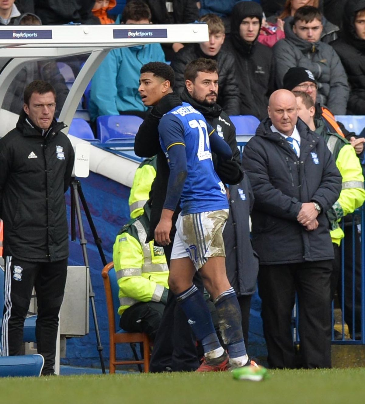 Pep Clotet comforts Jude Bellingham as he is substituted