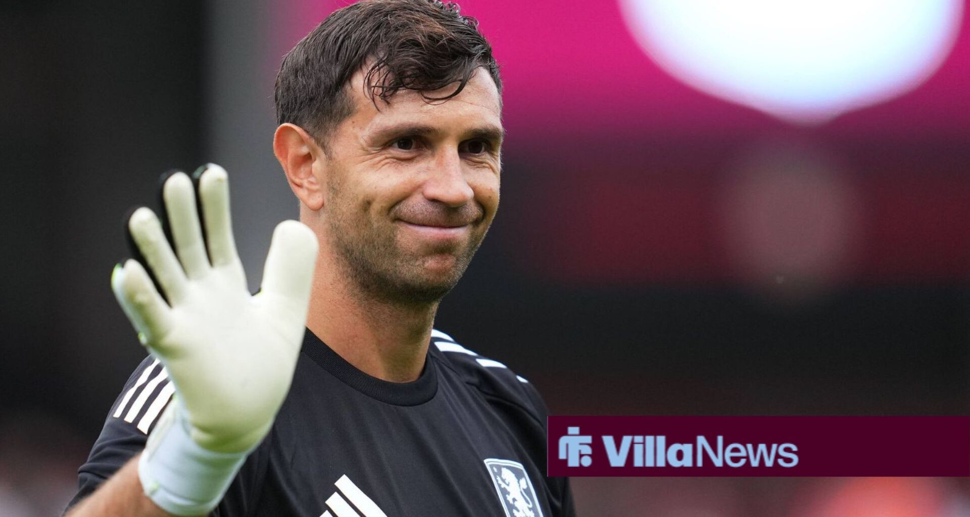 Emi Martinez heroic, but 4/10 teammate has shocker