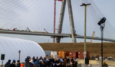 Fact check: Trump’s threat to block the new US-Canada bridge