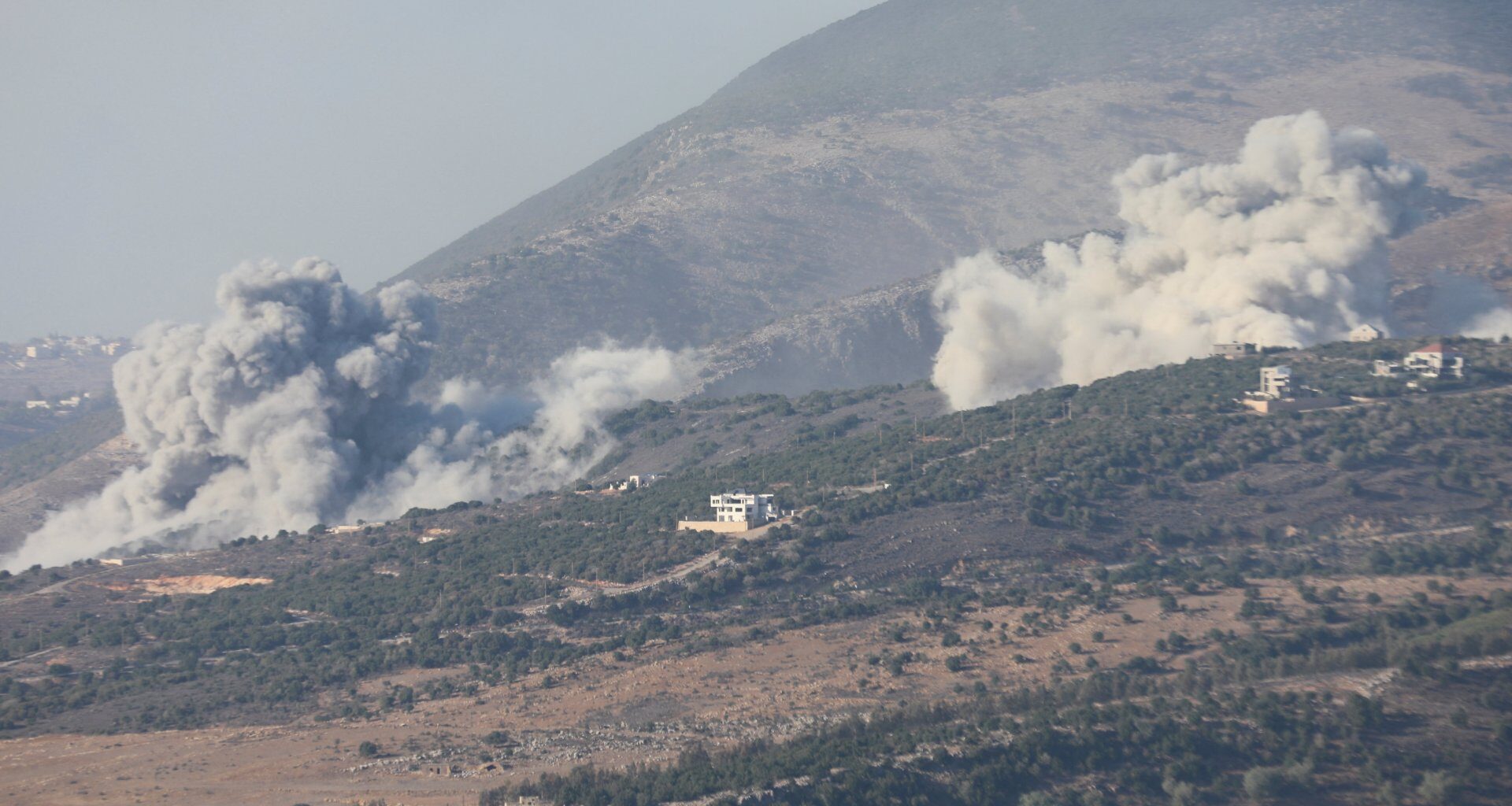 Israel bombs Lebanon-Syria border, kills four people | Israel attacks Lebanon News