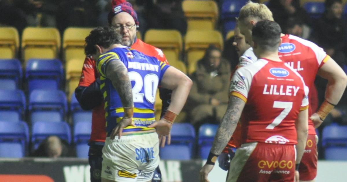 Warrington Wolves new signing picks up injury in cup win