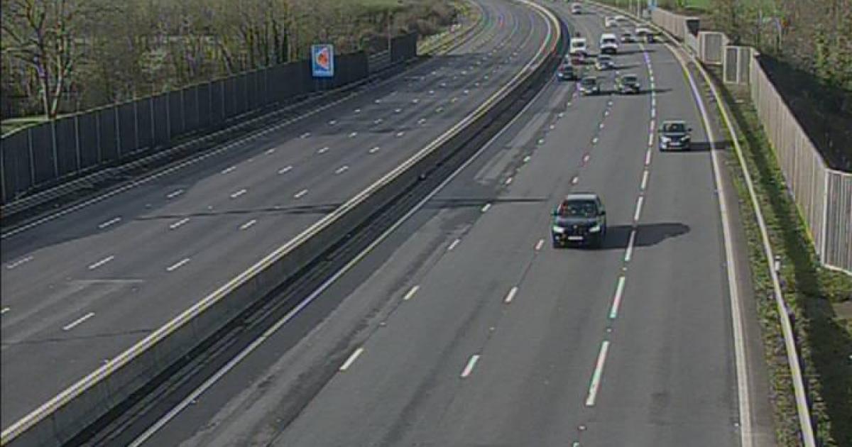 M4 chaos after police chase crash and 'fuel spillage' - live updates - Bracknell News