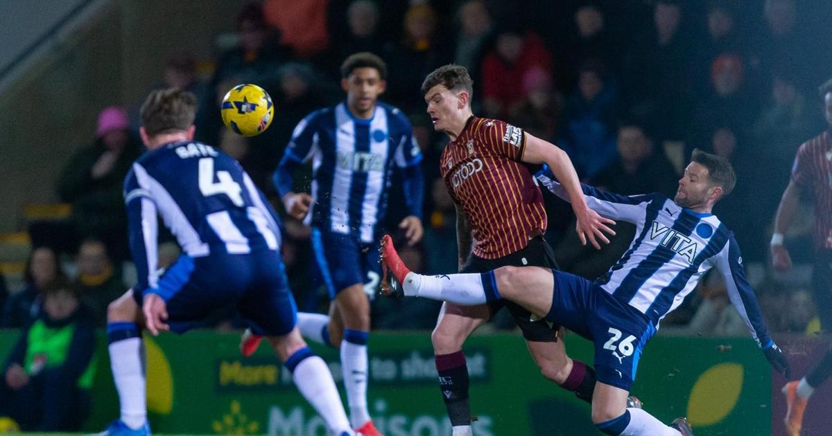 Stockport boss Challinor unhappy after Bradford City defeat