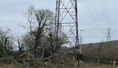 M4 Reading road closure: Homes evacuated - live updates - Bracknell News