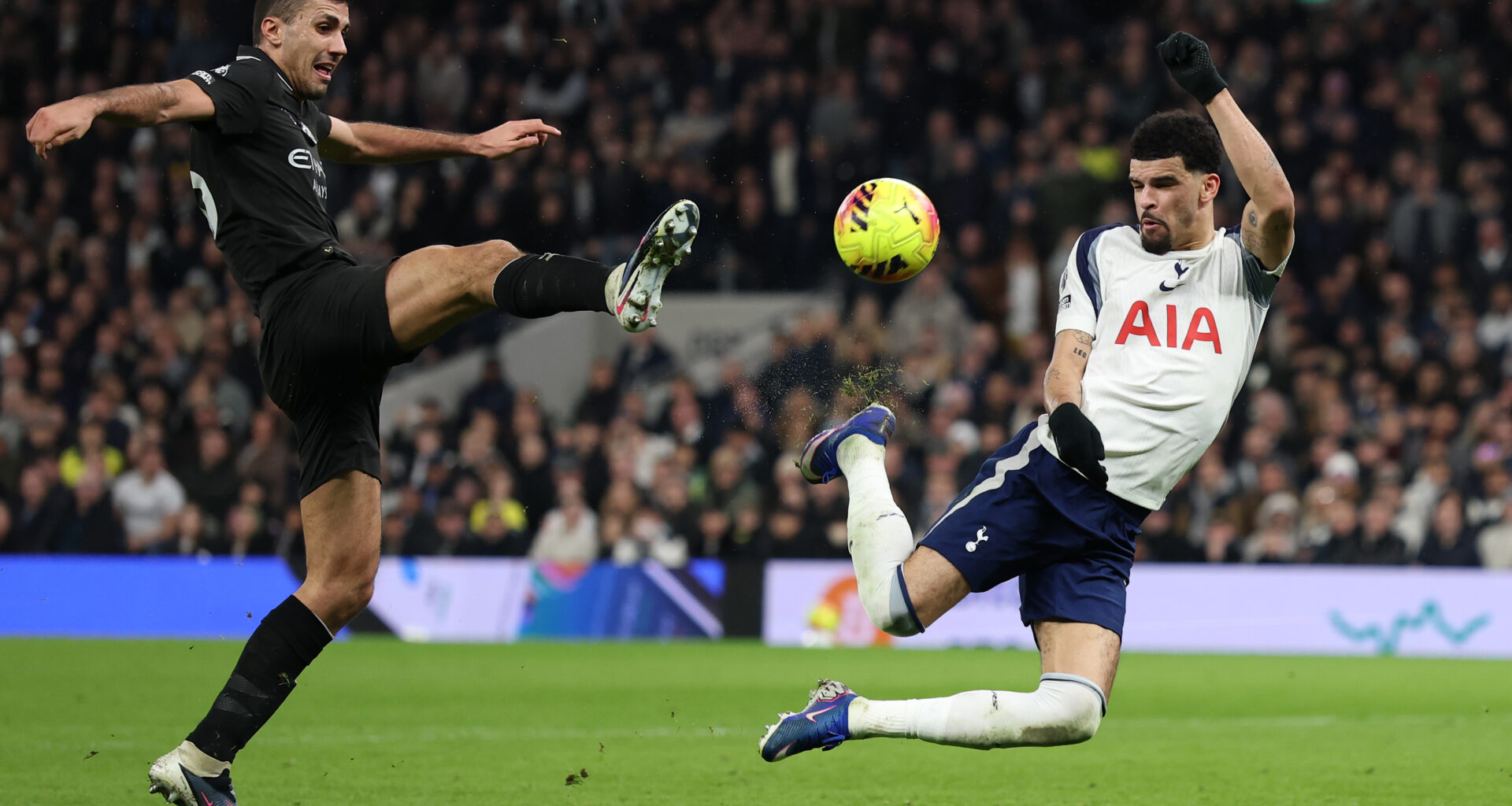 Solanke's AMAZING equaliser dents Man City's title challenge