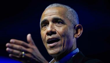 Obama derides social media 'clown show' in first comments since Trump's racist video post