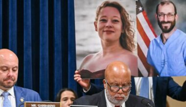 Trump's immigration heads questioned over Pretti, Good killings in House hearing