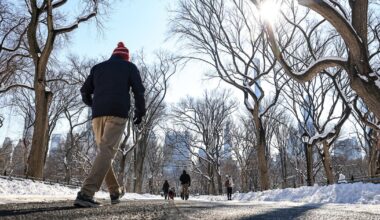 Wintry weather returns to the Midwest and the Northeast — while the West sees record warm temperatures
