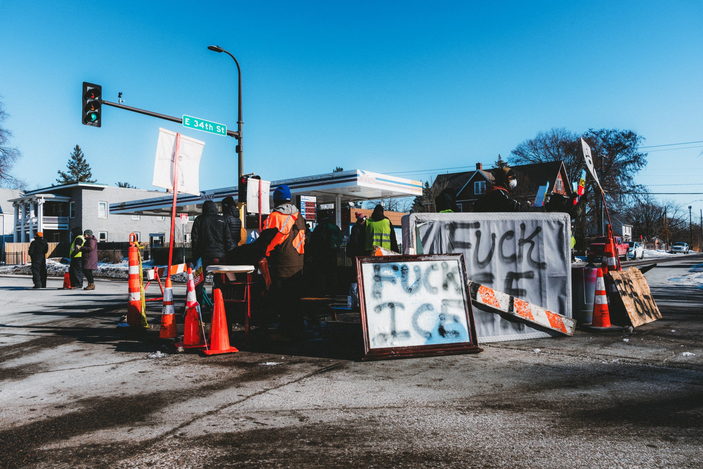 The blockade was also a block party. A small speaker in the middle of the crowd played Chappell Roan and Mexican corridos.