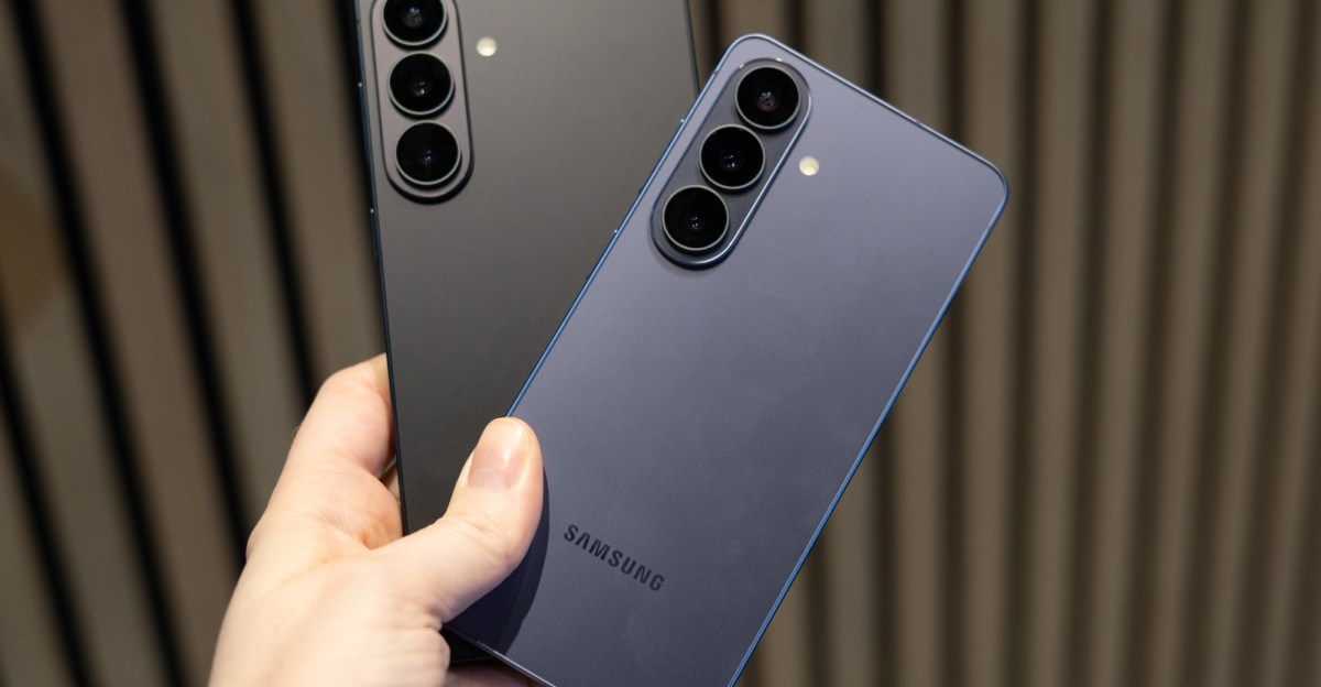 Samsung Galaxy S26 and Galaxy S26 Plus hands-on: More of the same