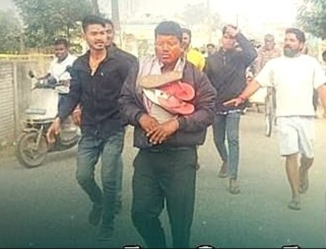 Hindu mob beats pastor, forces him to walk on thorns
