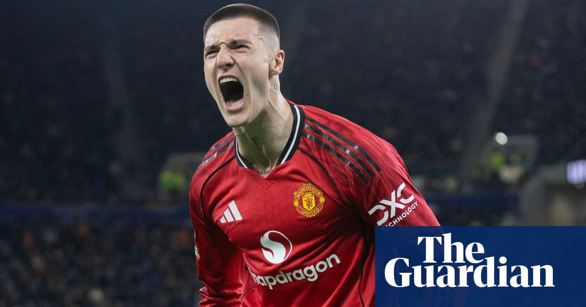 Benjamin Sesko happy to be patient in wait for Manchester United starting spot | Manchester United