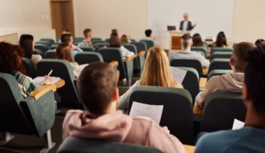 Ministers looking at ways to make student loans fairer